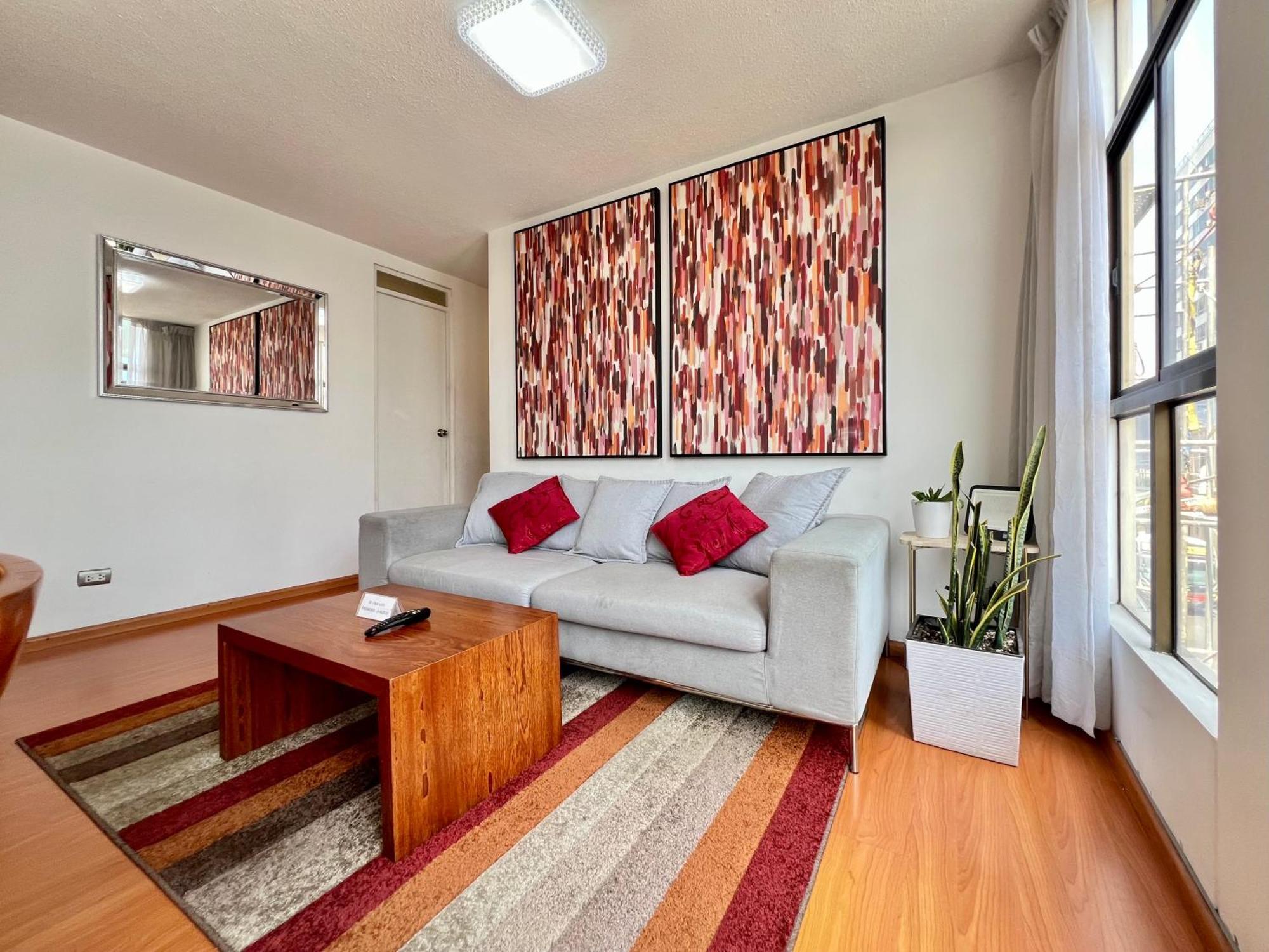 Downtown Lima Apt With May Promo Book & Save Big المظهر الخارجي الصورة