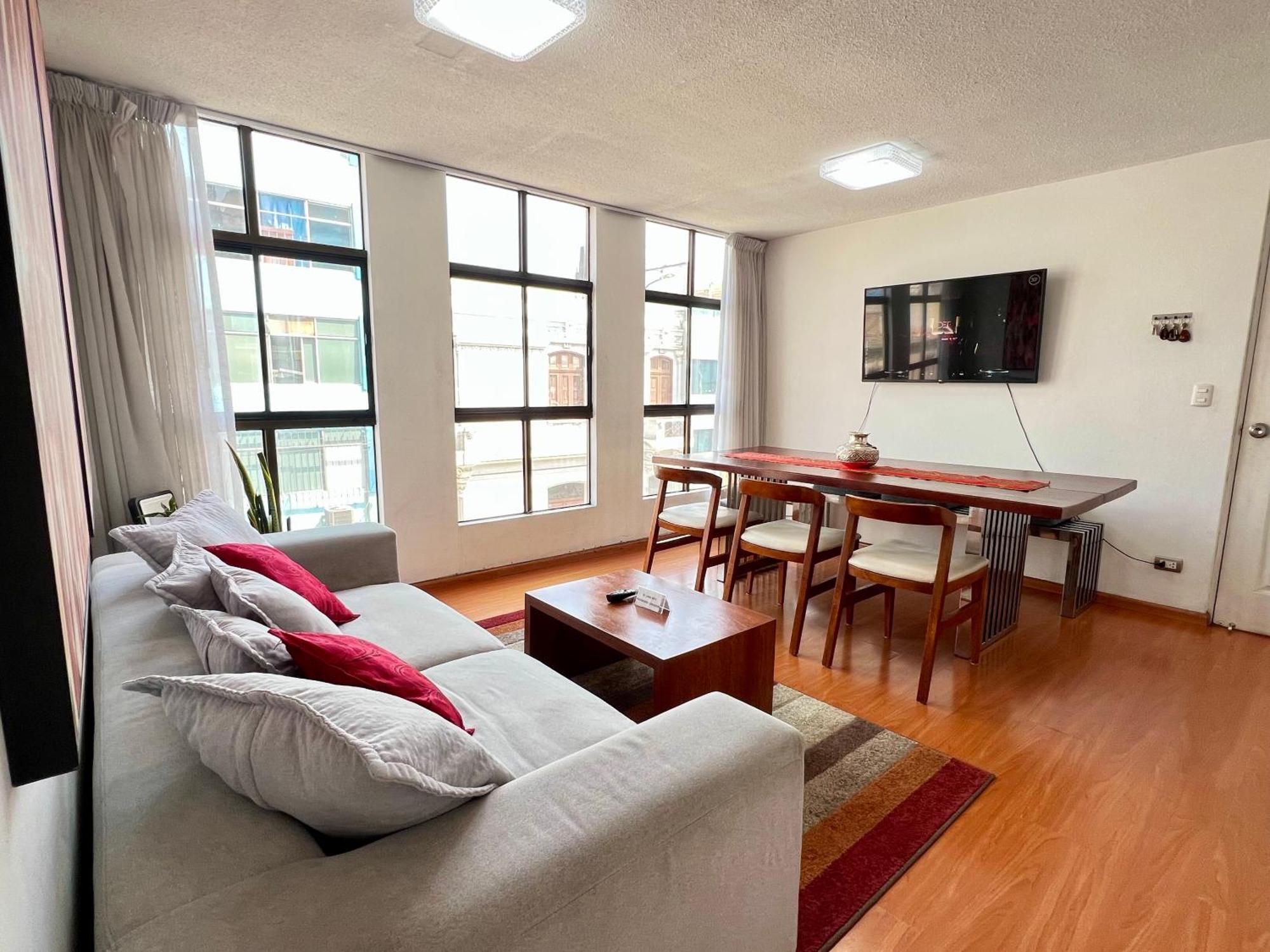 Downtown Lima Apt With May Promo Book & Save Big المظهر الخارجي الصورة